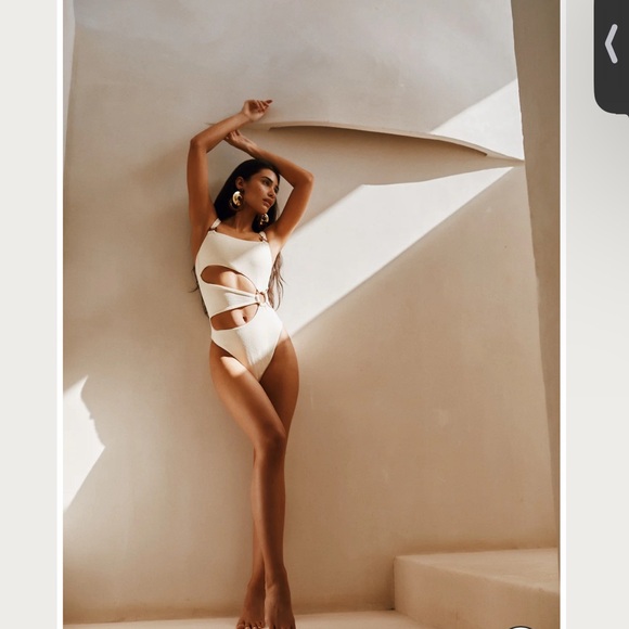 SAME la one suede style one piece with ring detail. New with tags - Picture 5 of 5